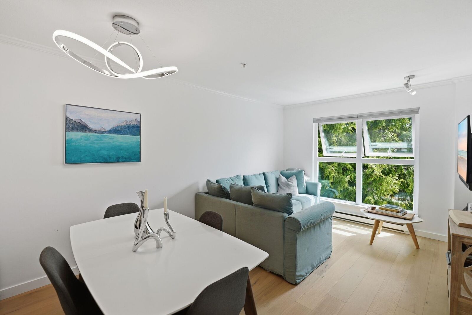 Property Photo: 2510 W 4th Avenue BC V6K 1P6
