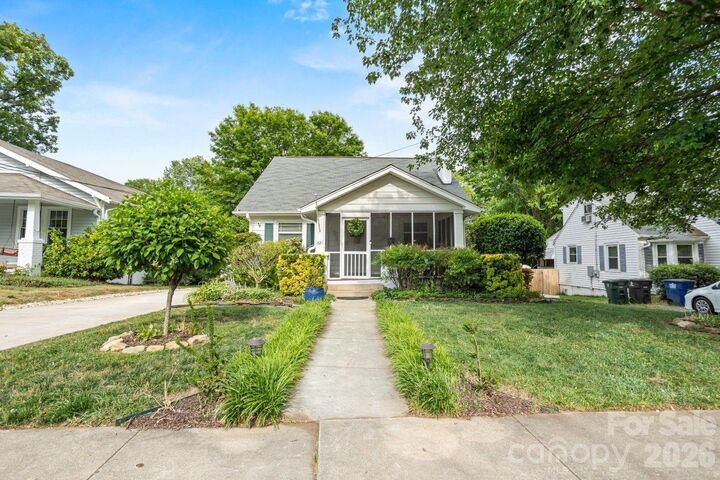 Property Photo: 821 Watson Avenue NC 27103