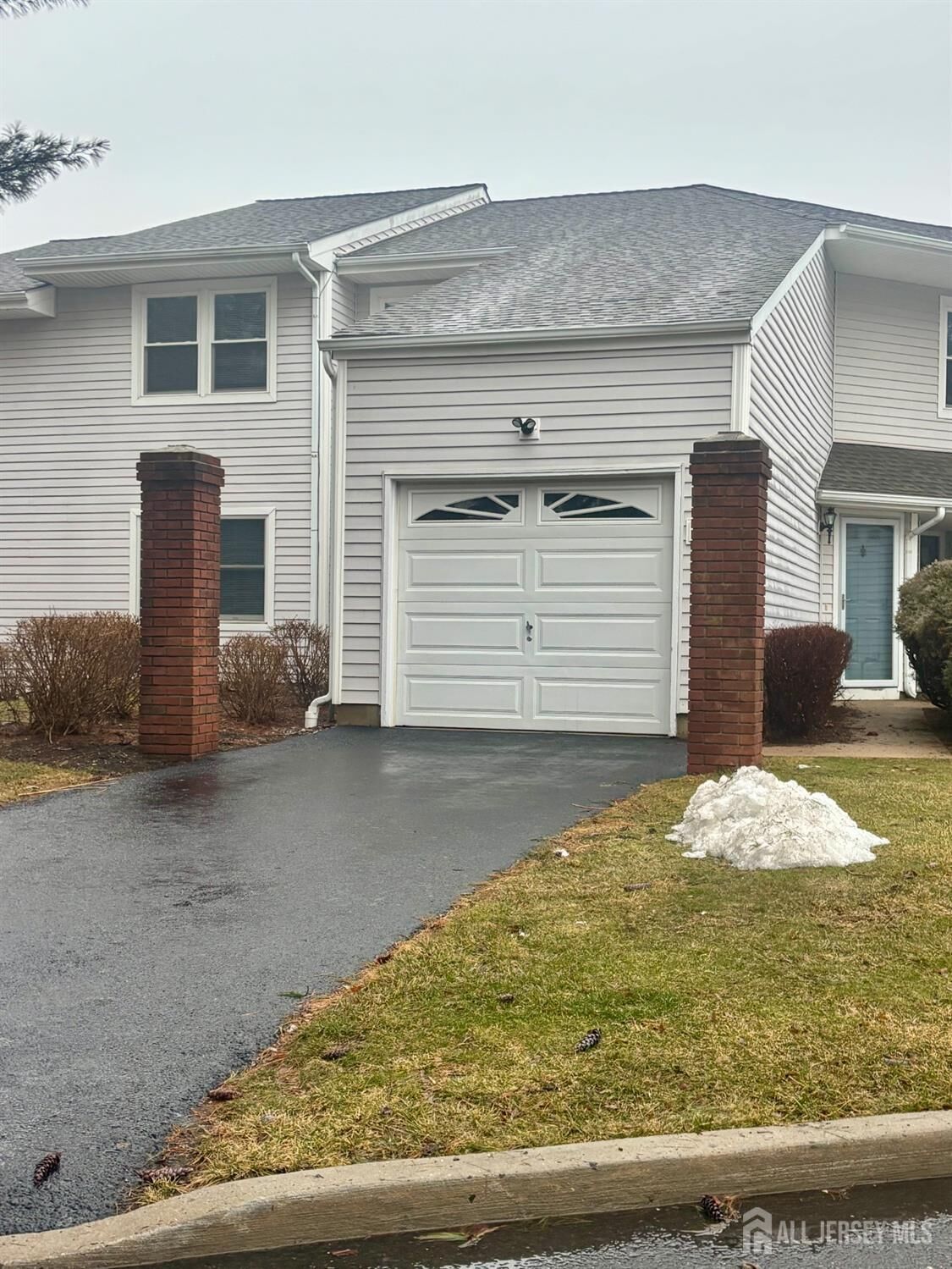 Property Photo: 1 Upperbrook Court NJ 08859