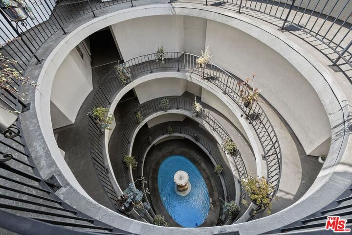 Property Photo: 2260 N Cahuenga Blvd CA 90068