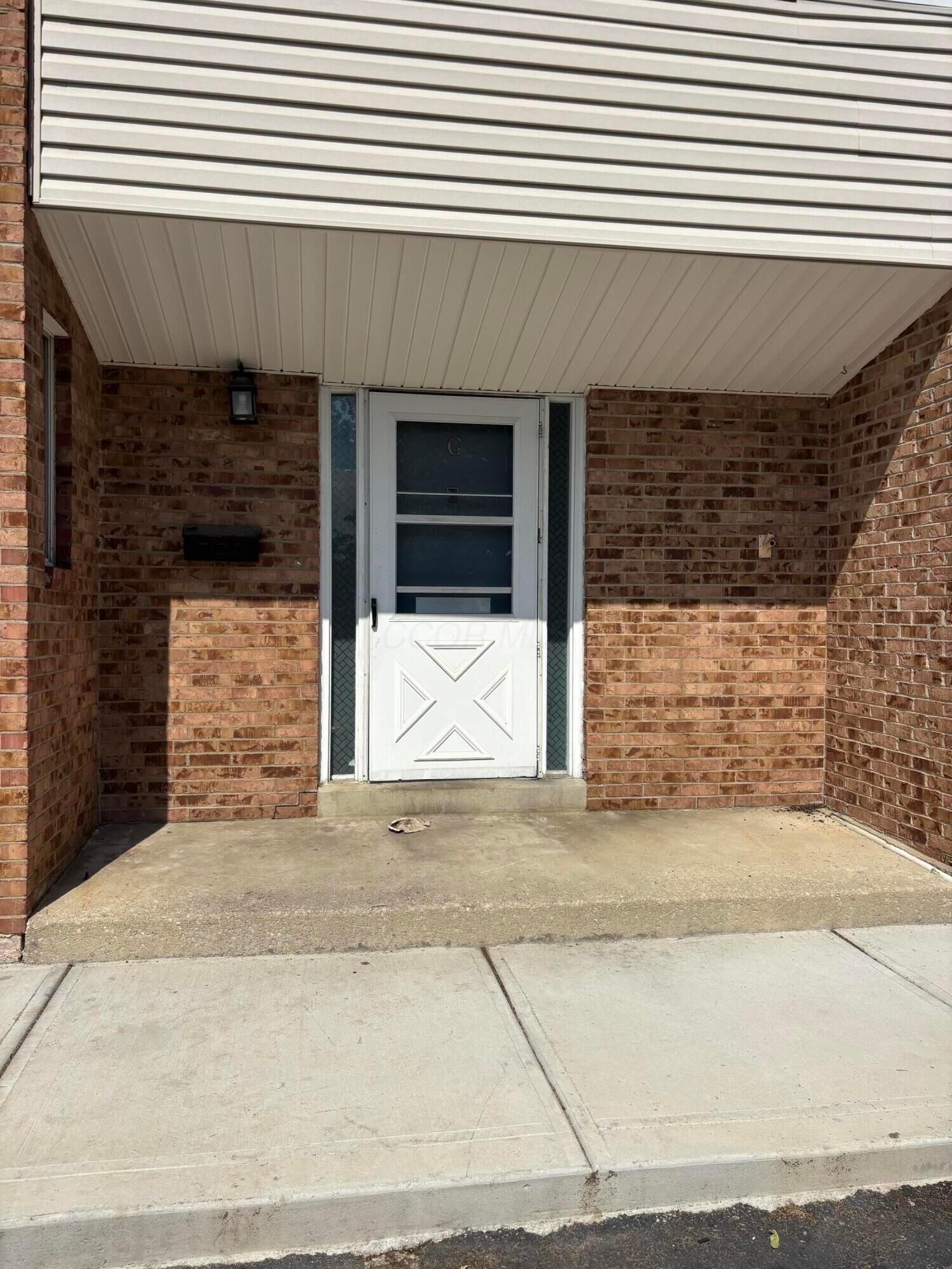 Property Photo:  121 W Ticonderoga Drive  OH 43081 