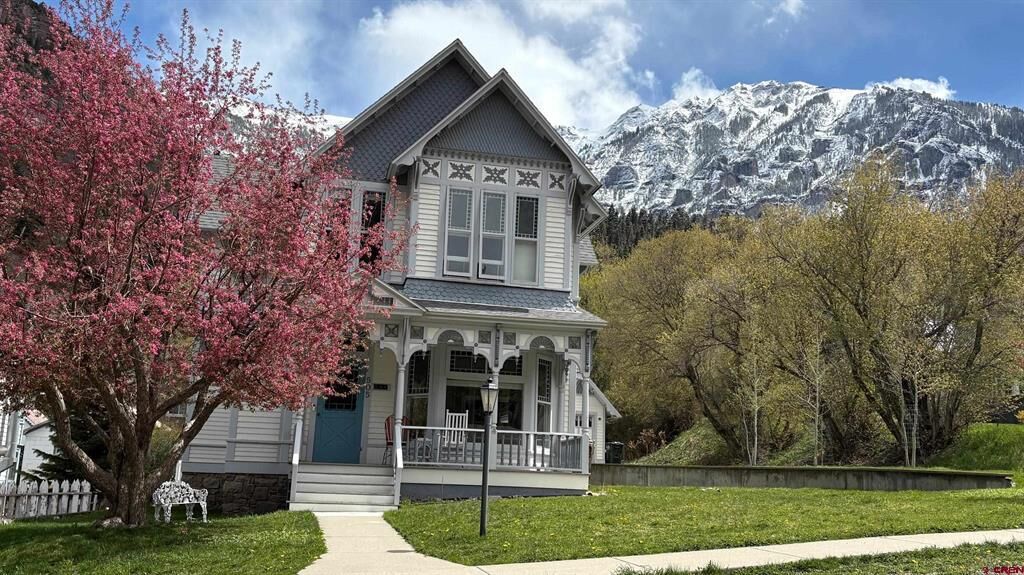 Property Photo:  505 4th Street  CO 81427 