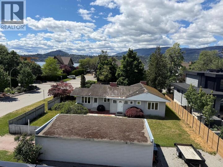 Property Photo:  2041 Abbott Street  BC V1Y 1C4 