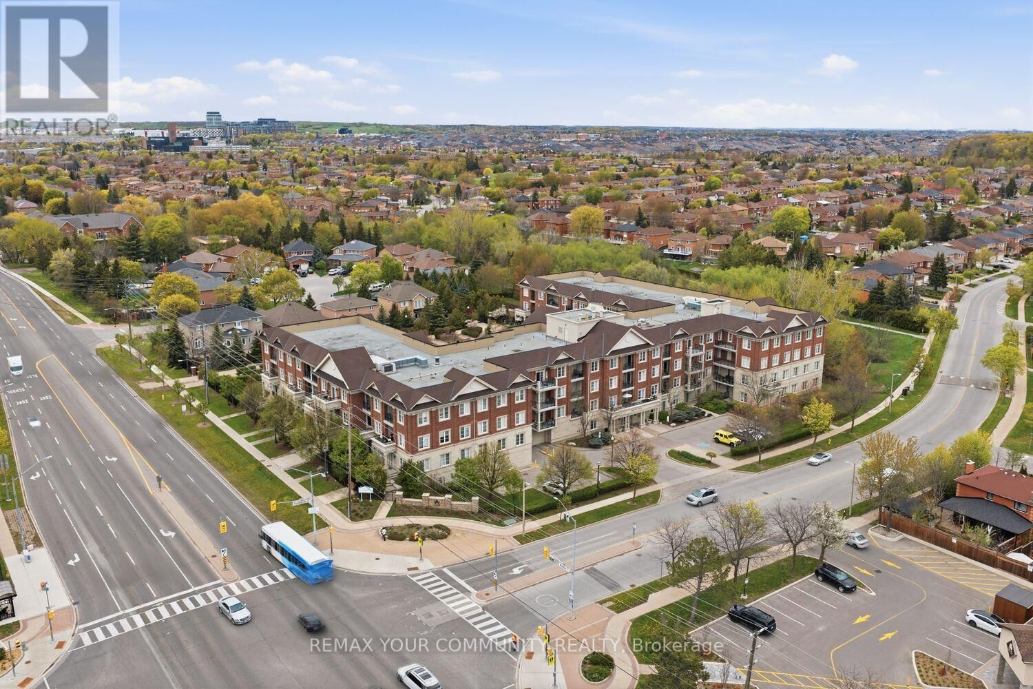 Property Photo:  9519 Keele Street 313  ON L6A 4A2 