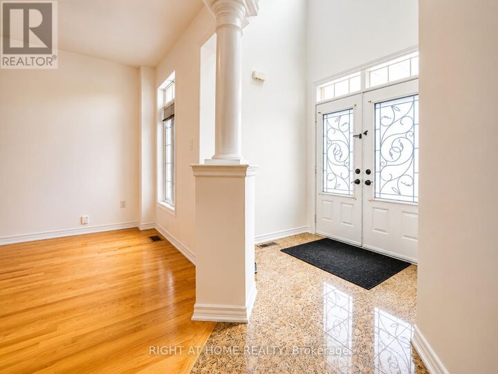 Property Photo:  9 Spall Court  ON M1C 0B1 