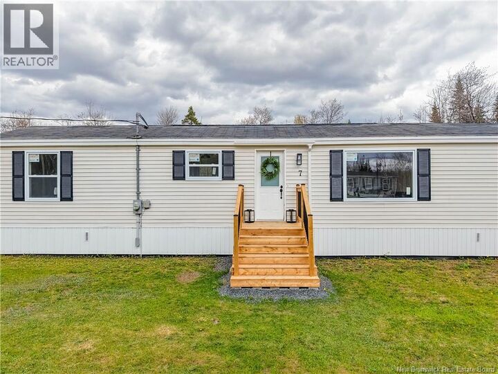 Property Photo:  7 Clara Street  NB E3B 0M3 