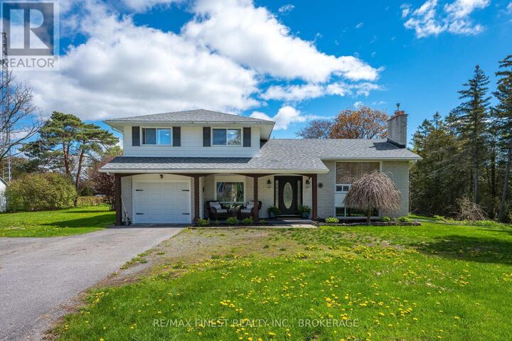 Property Photo:  207 Meadow Crescent  ON K0H 1G0 