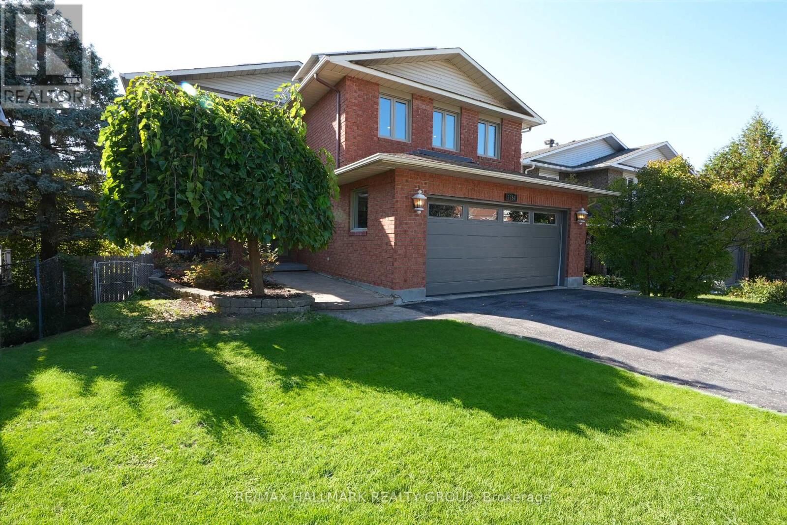 Property Photo:  1354 Gaultois Avenue  ON K1C 3G6 