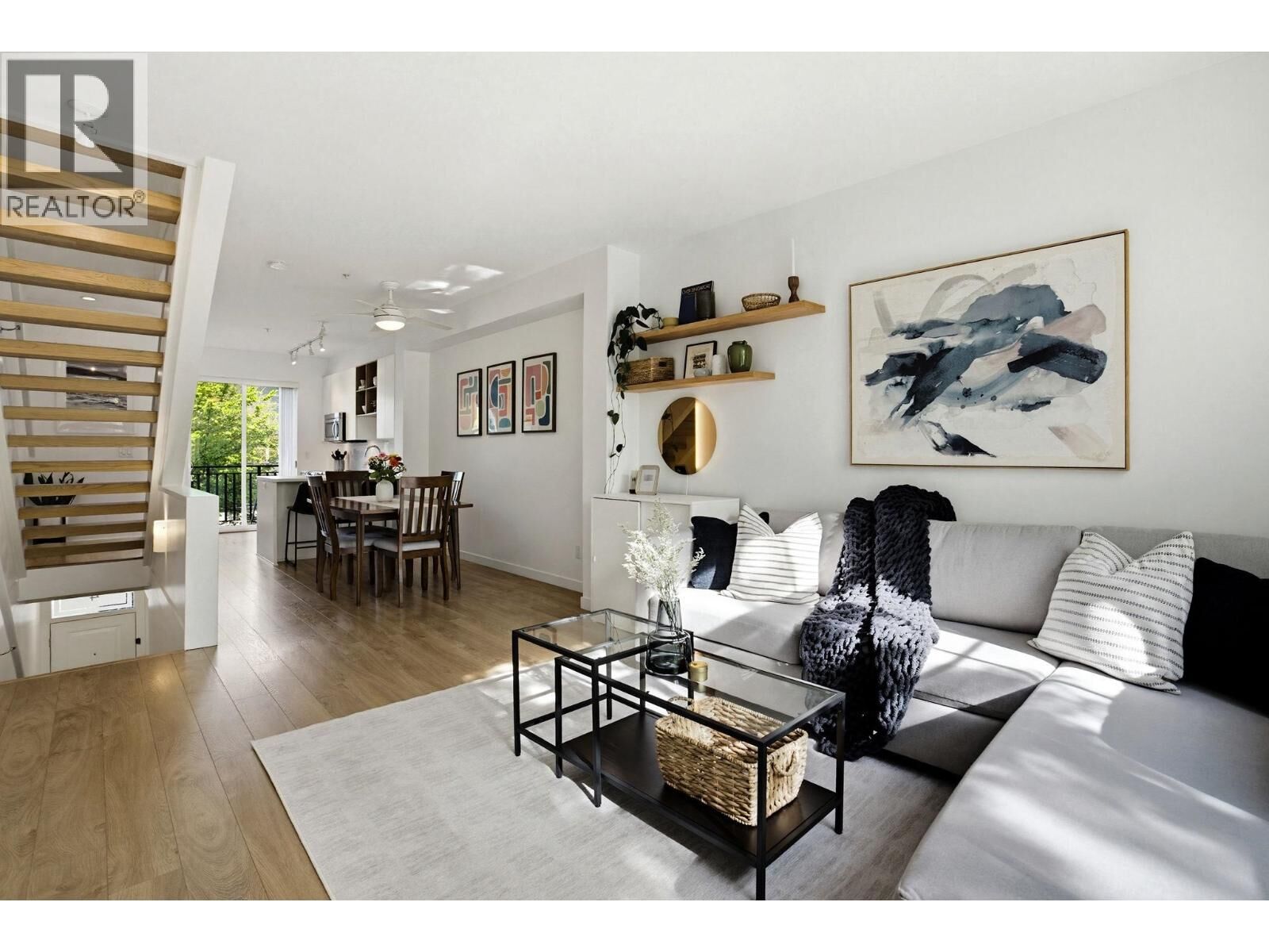 Property Photo: 10973 Barnston View Road 4 BC V3Y 0B8