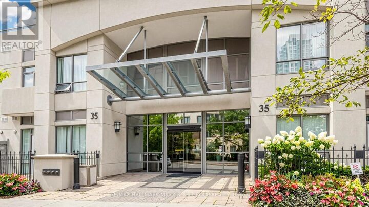 Property Photo: 35 Hollywood Avenue 1122 ON M2N 0A9