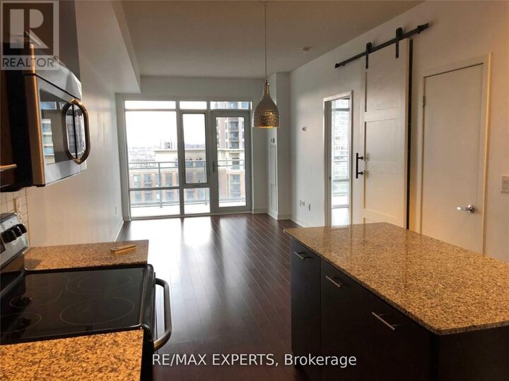 Property Photo:  365 Prince Of Wales Drive 1007  ON L5B 0G6 