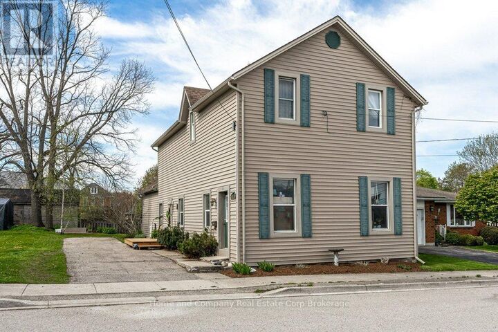 74 Quebec Street — photo 1