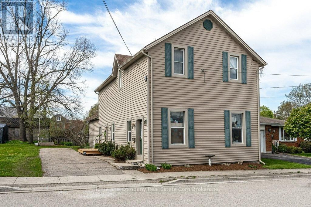 Property Photo:  74 Quebec Street  ON N0K 1N0 