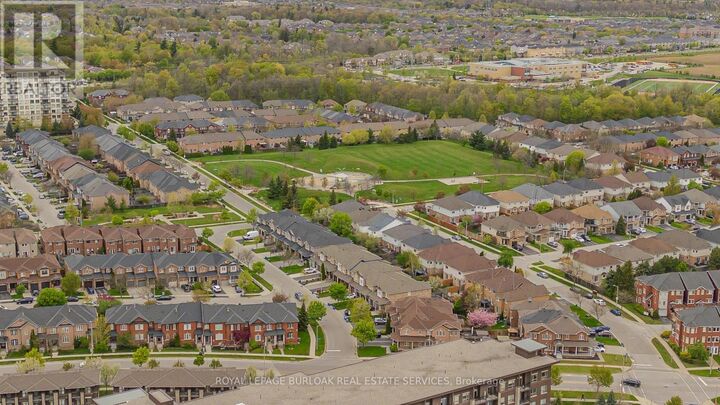 Property Photo:  5010 Corporate Drive 307  ON L7L 0H6 