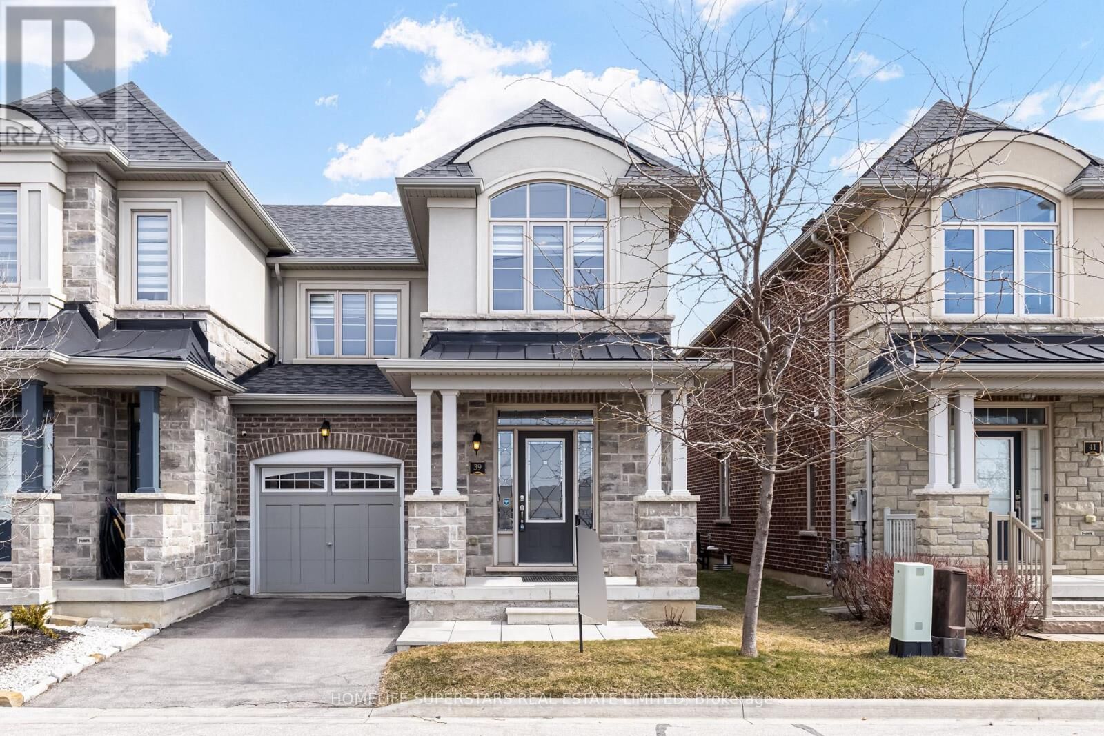 Property Photo:  39 Rain Forest Lane  ON L7G 0L8 