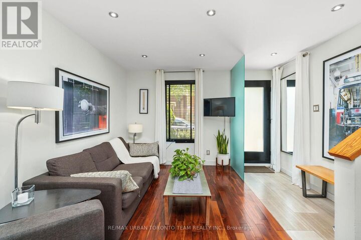 Property Photo:  119 Trinity Street  ON M5A 3C7 