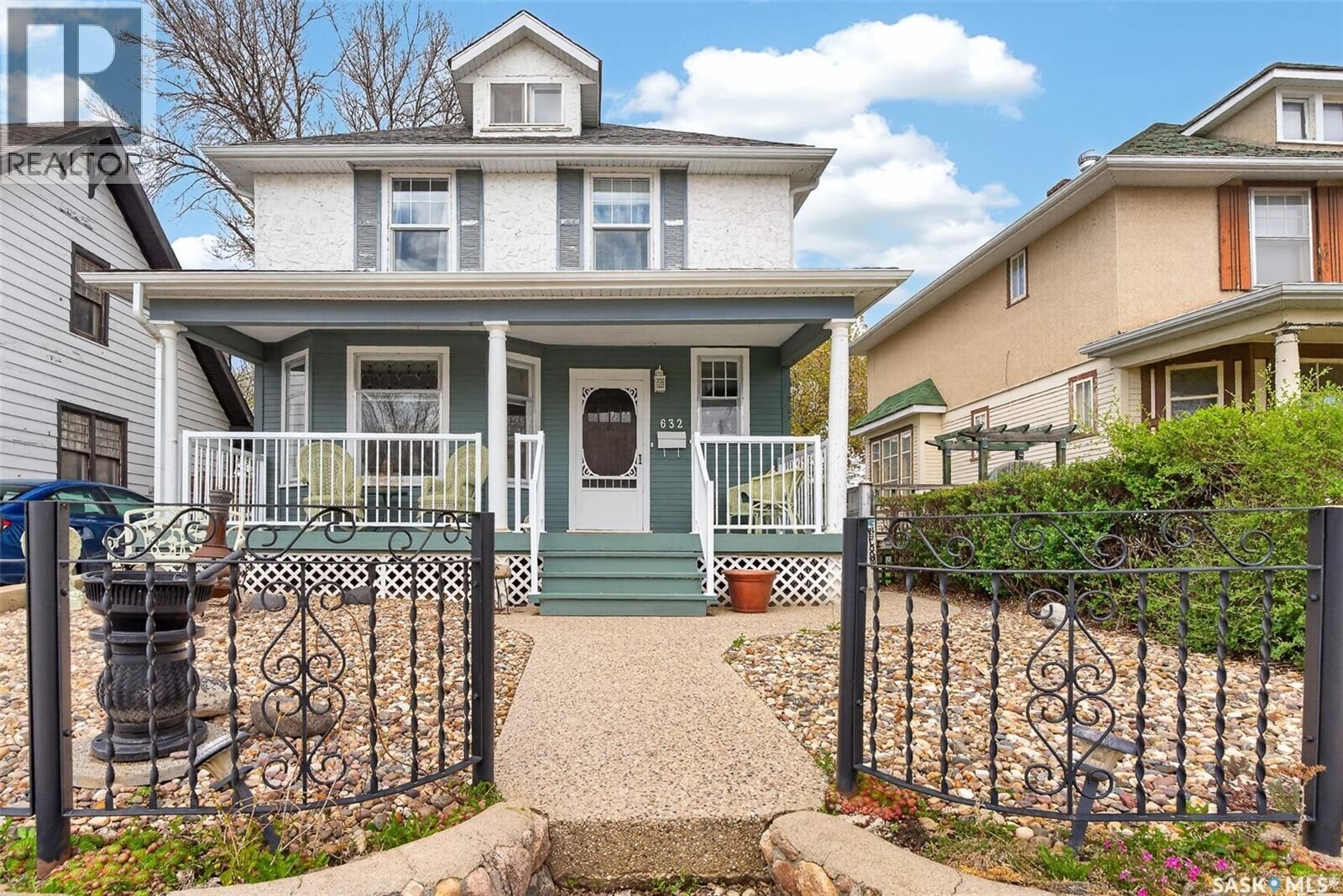 Property Photo:  632 Oxford Street W  SK S6H 2P7 