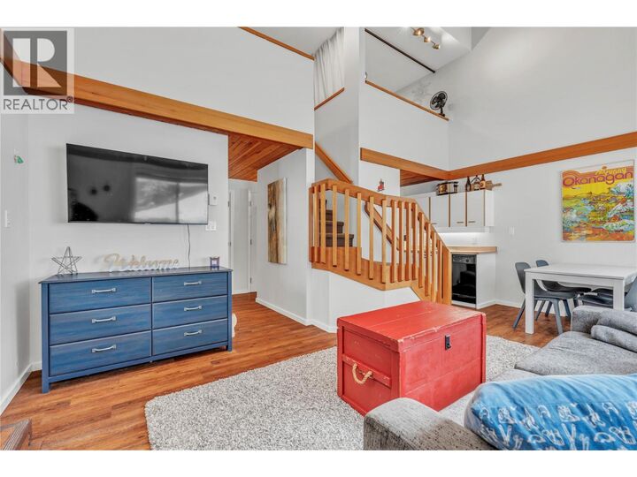 Property Photo: 156 Clearview Crescent 101 BC V2A 0E2
