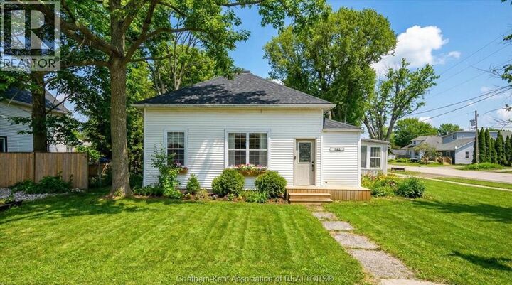 Property Photo:  148 Main Street  ON N0L 2P0 