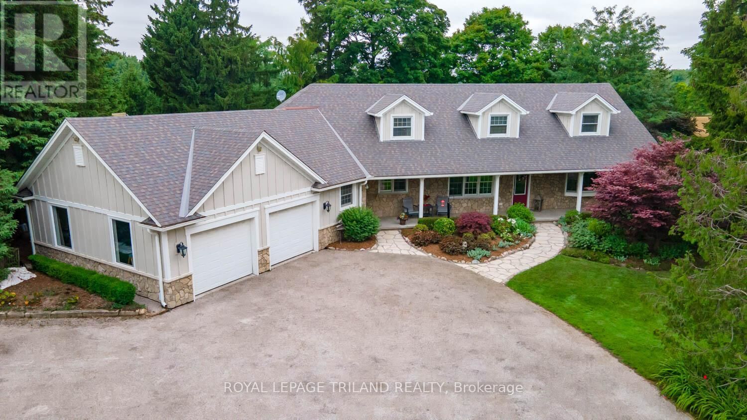 Property Photo:  2416 Sunningdale Road West  ON N6H 5L2 