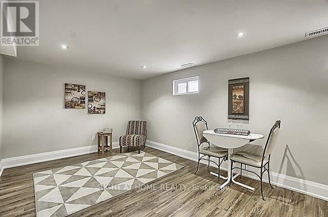 Property Photo:  167 Septonne Avenue Lower  ON L3Y 2W4 