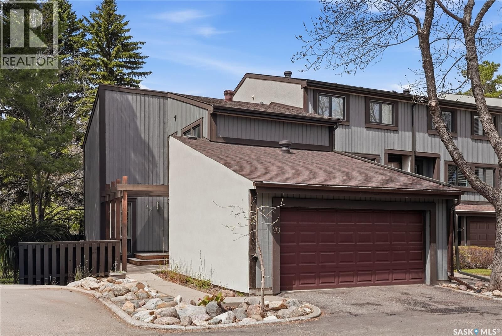 Property Photo:  20 455 Pinehouse Drive  SK S7K 5X1 