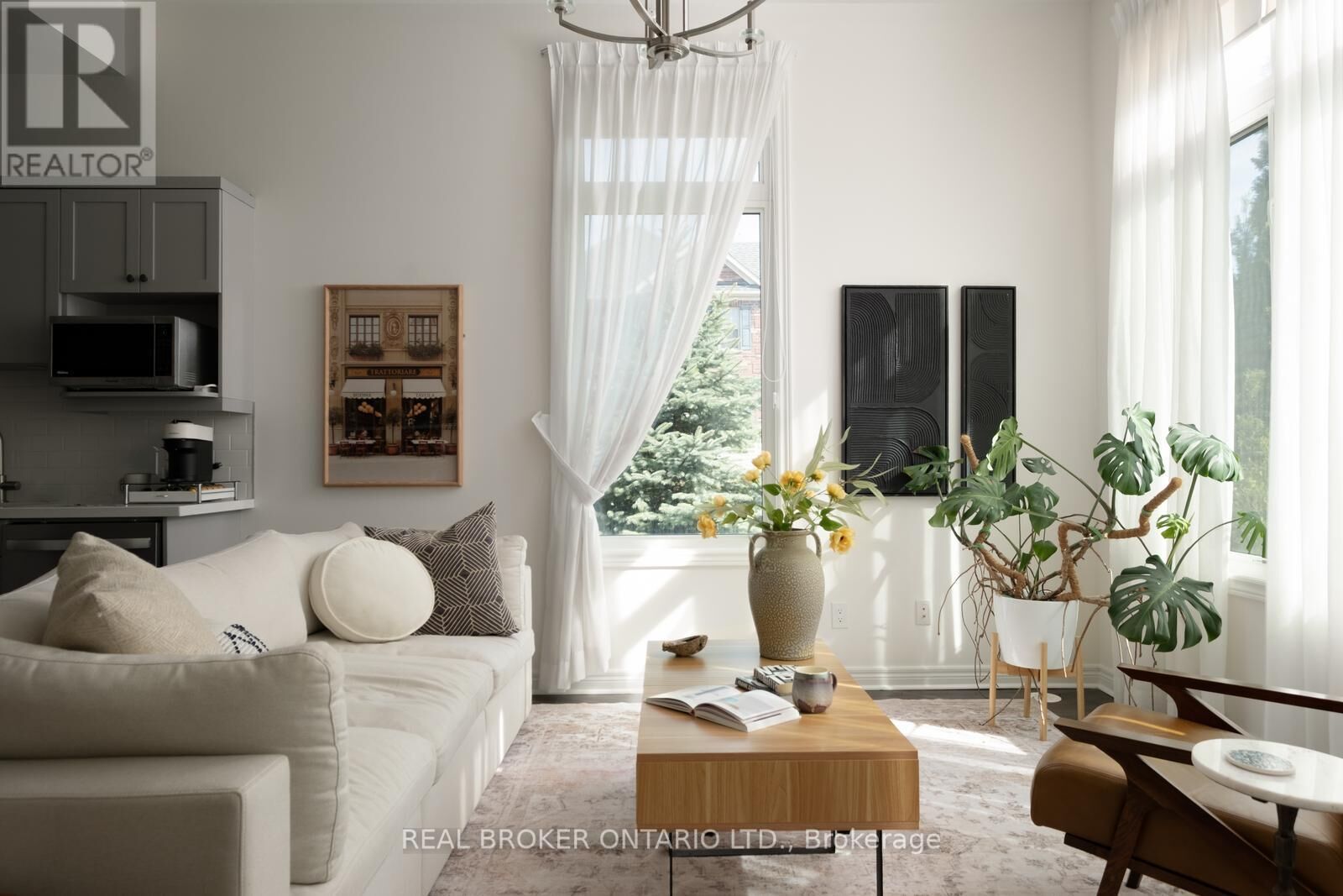 Property Photo: 2 McDevitt Lane ON L7C 3S4