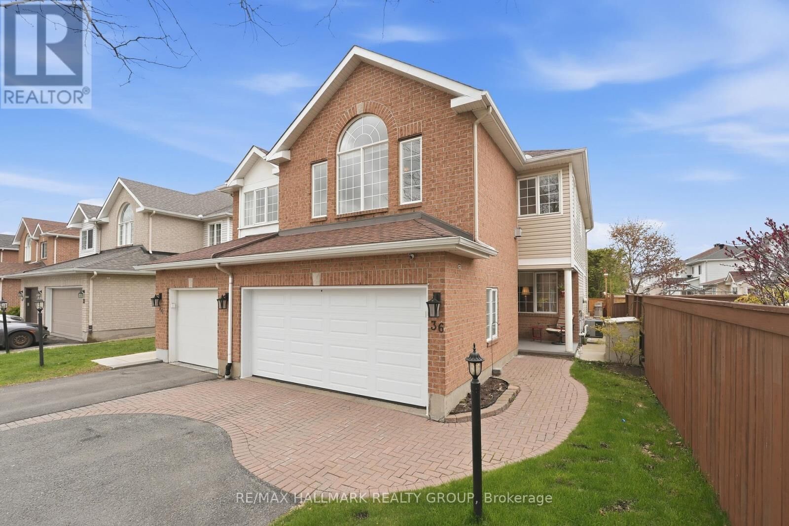 Property Photo:  36 Palmadeo Drive  ON K2J 5A2 
