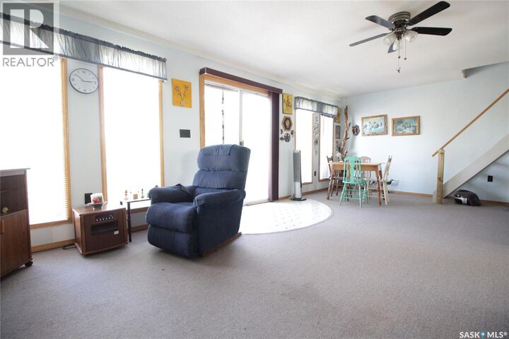 Property Photo: 18 Elm Avenue SK S0G 3N0