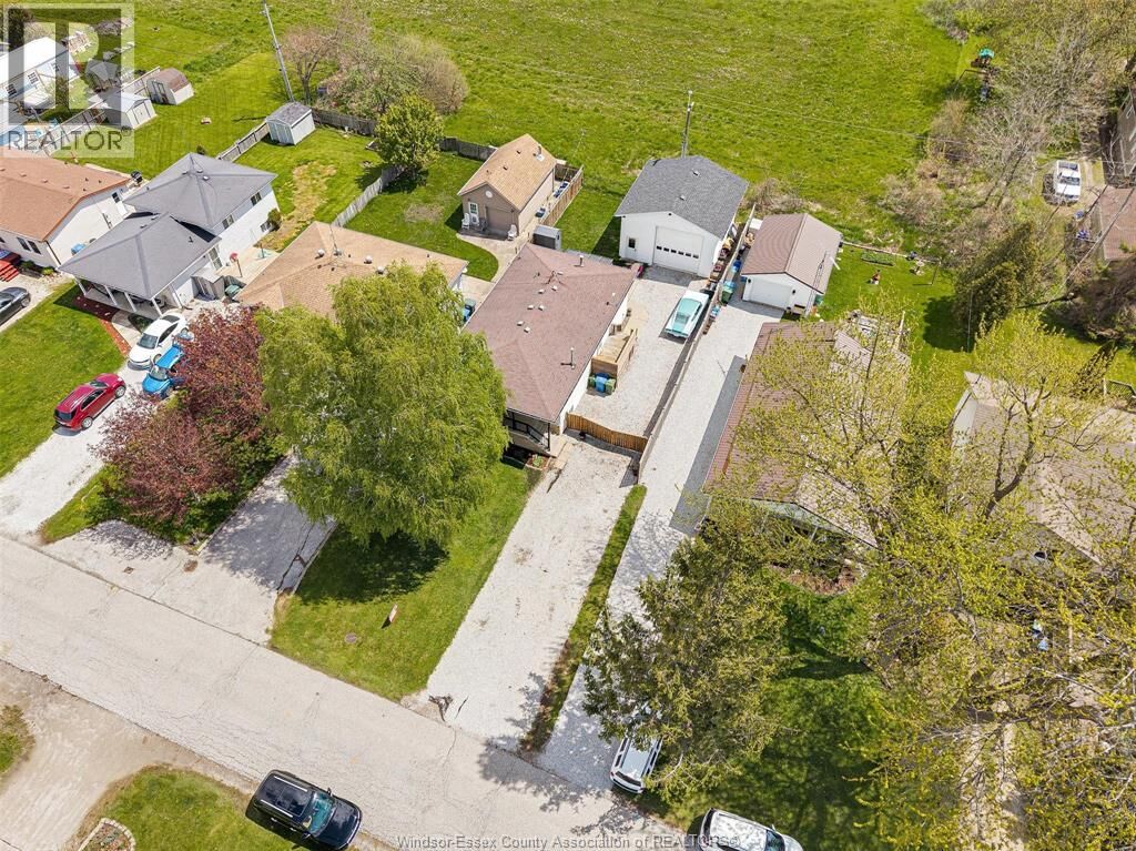 Property Photo: 114 Gloucester Drive ON N0R 1G0