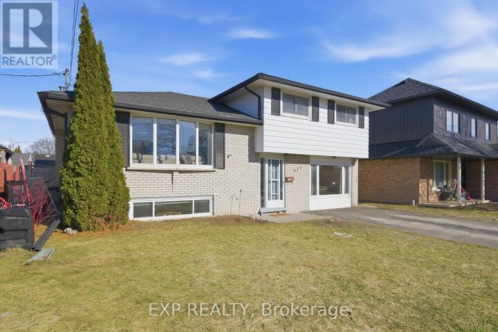 Property Photo:  624 Bayfield Court  ON K9A 4P1 