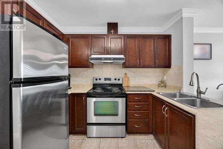 Property Photo:  112 Simcoe Road 214  ON L3Z 1Y2 
