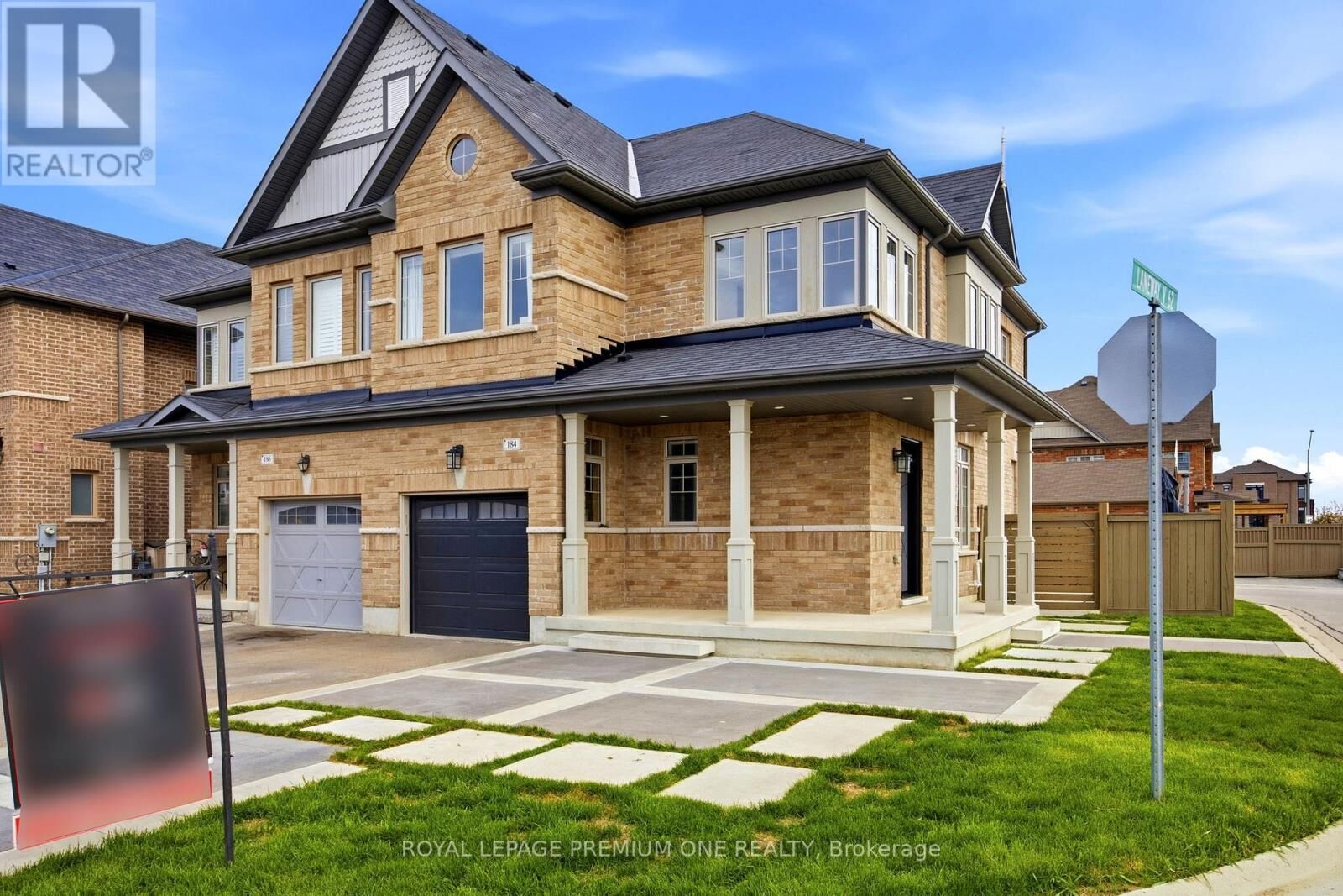 Property Photo:  184 Kincardine Street  ON L4H 4J2 