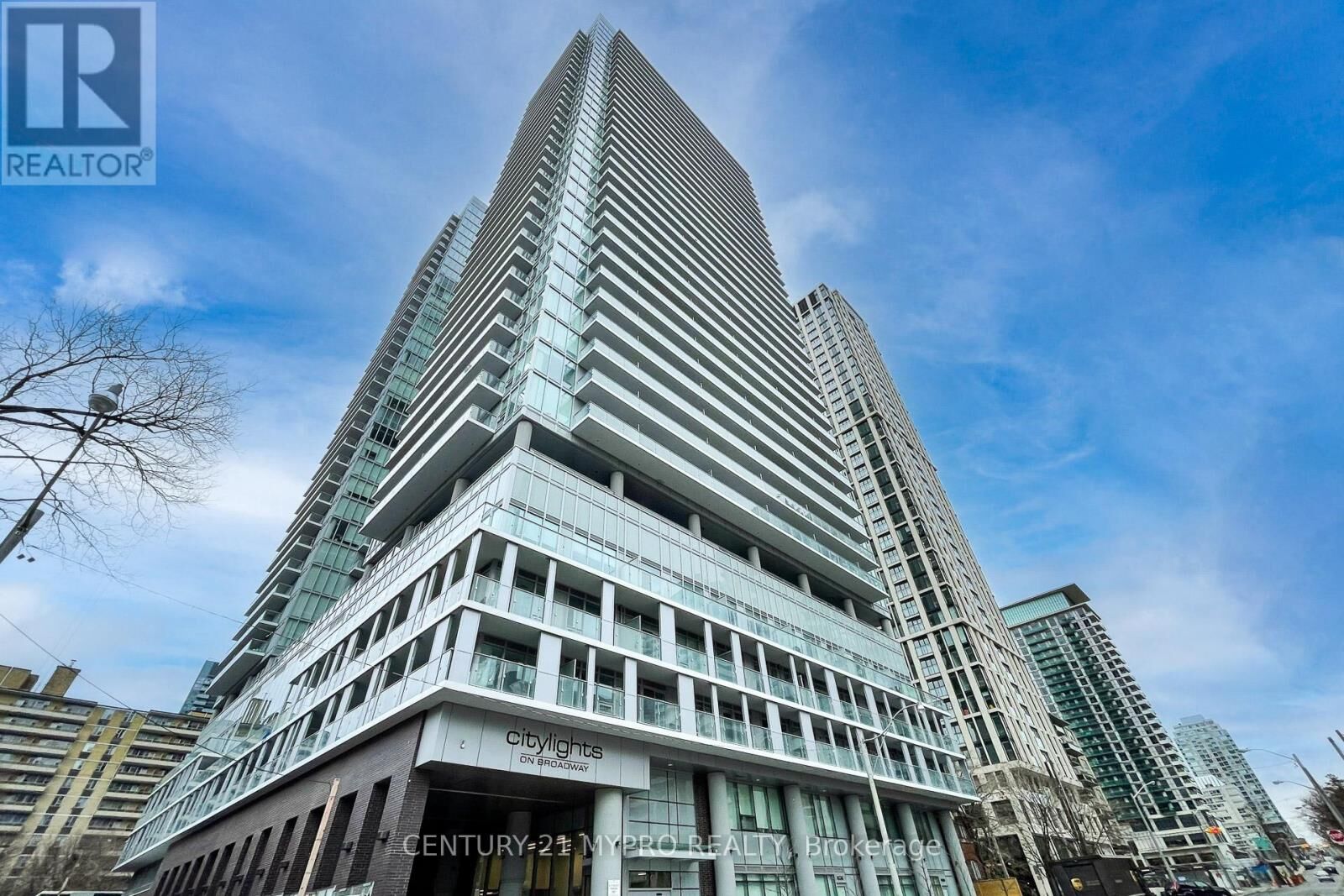 Property Photo: 195 Redpath Avenue 2714 ON M4P 0E4