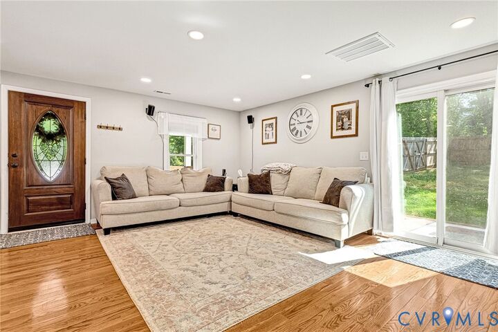 Property Photo: 1165 Oakland Road VA 23231