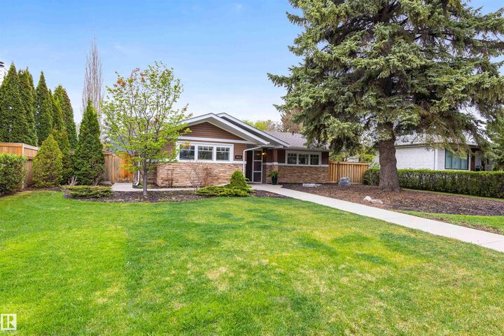 Property Photo:  9812 142 Street NW  AB T5N 2N4 