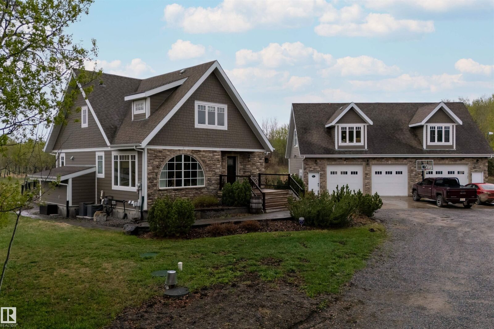 Property Photo: 27317 Twp Road 554 AB T8R 2B3