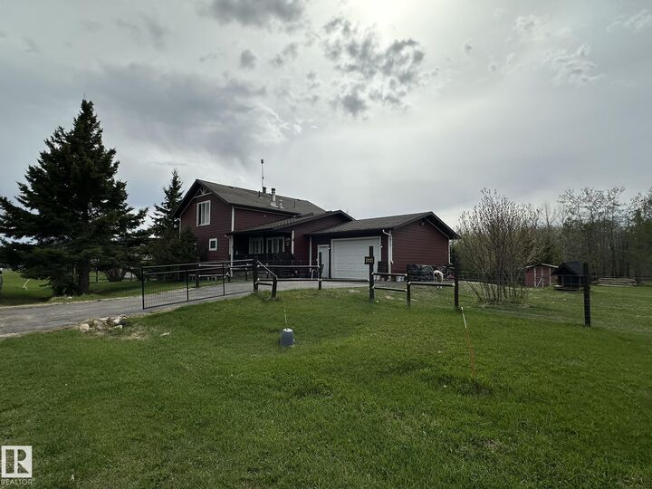 Property Photo: 4926 51 Street AB T0A 0J0