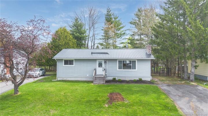 Property Photo:  173 Gulliver Drive  NB E3A 5B1 