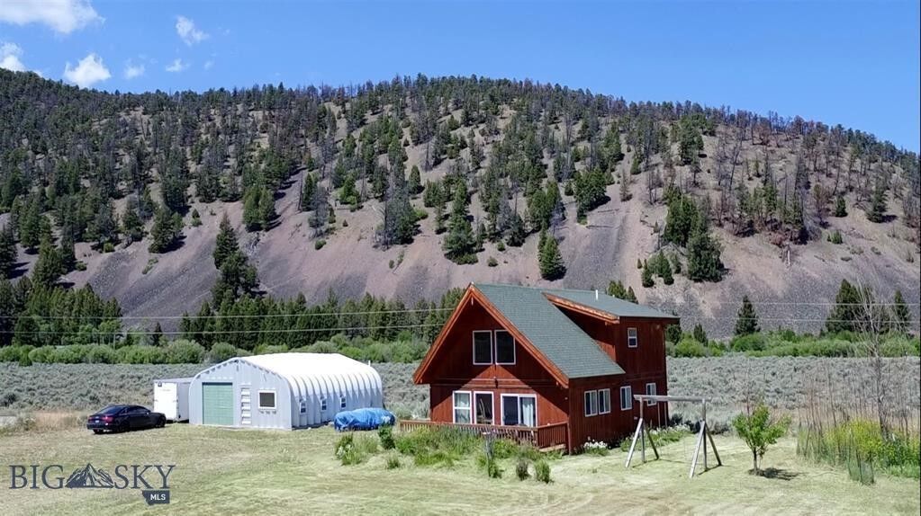 Property Photo: 41555 Pioneer Mountains Scenic Byway MT 59725