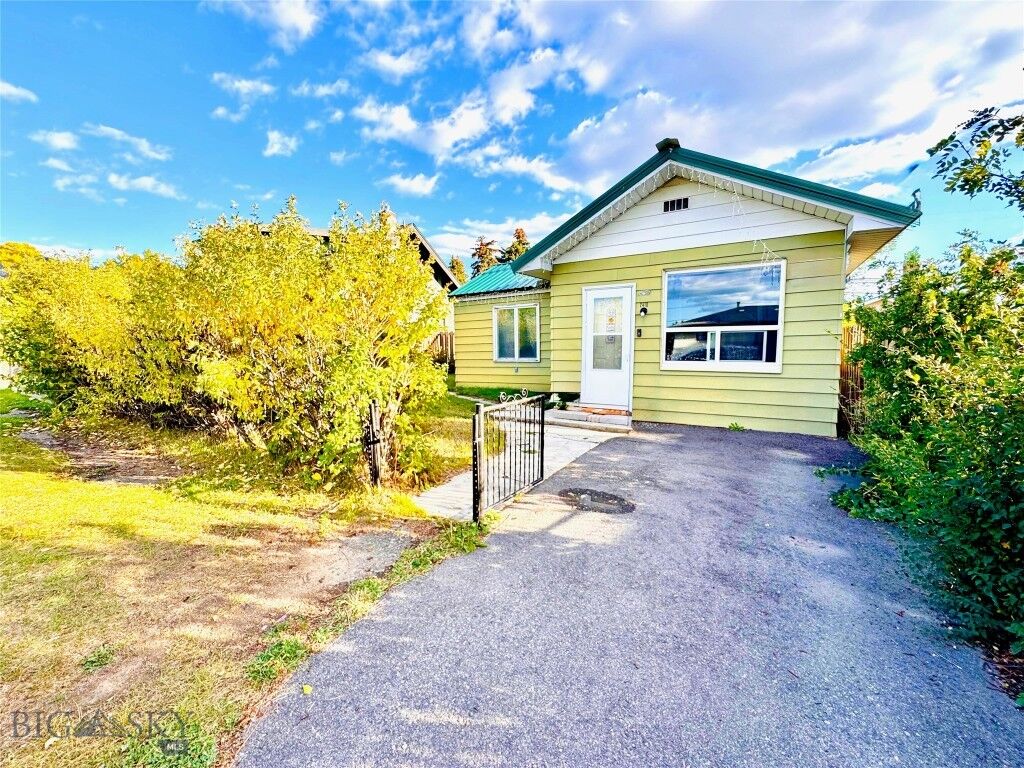 Property Photo: 2410 Yale Avenue MT 59701