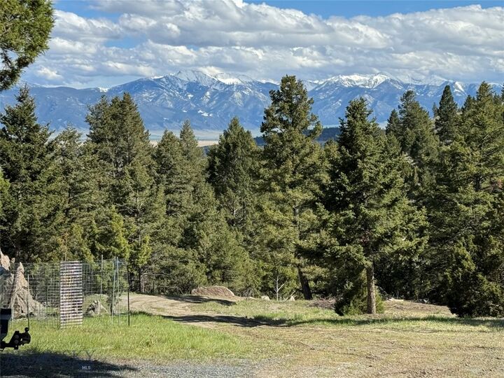 Property Photo:  456 Friendspring Road  MT 59759 