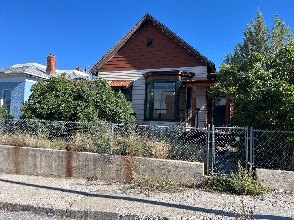 Property Photo:  407 W Quartz  MT 59701 