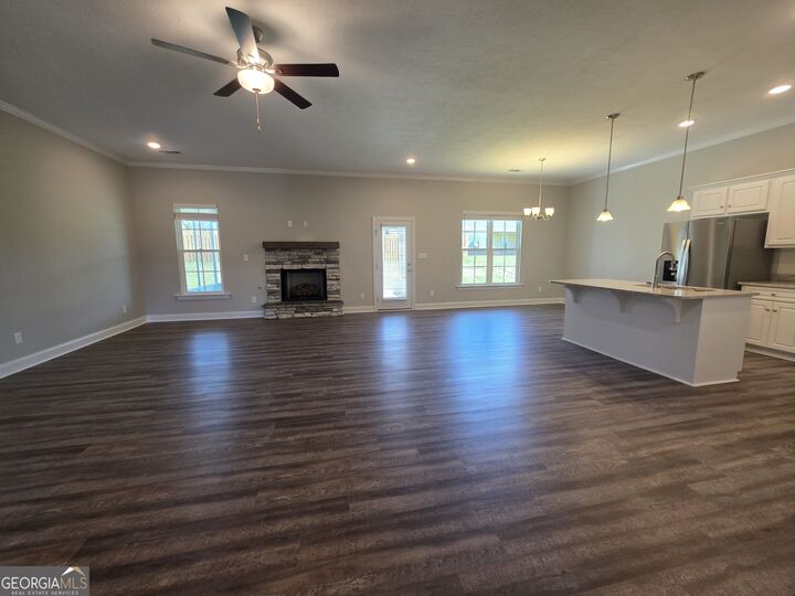 Property Photo: 1037 Berkley Court GA 30824