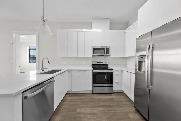 Property Photo: 121 34th St 308 NJ 07087-5902