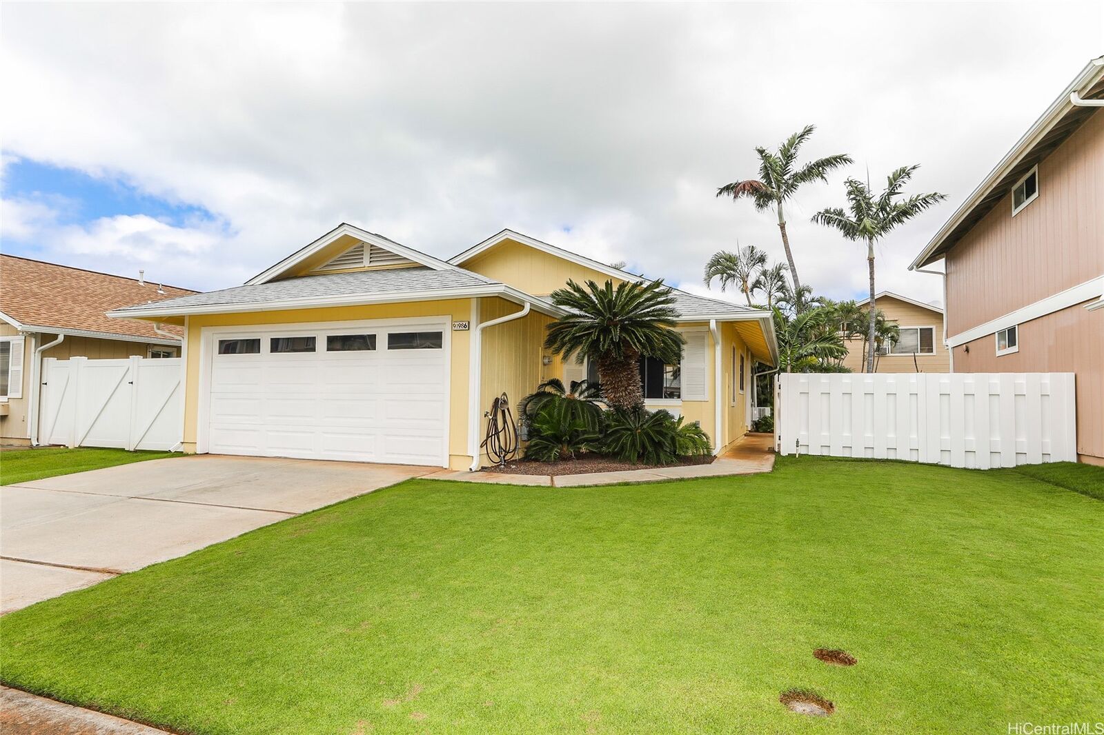 Property Photo:  91-986 Awawalei Place  HI 96706 