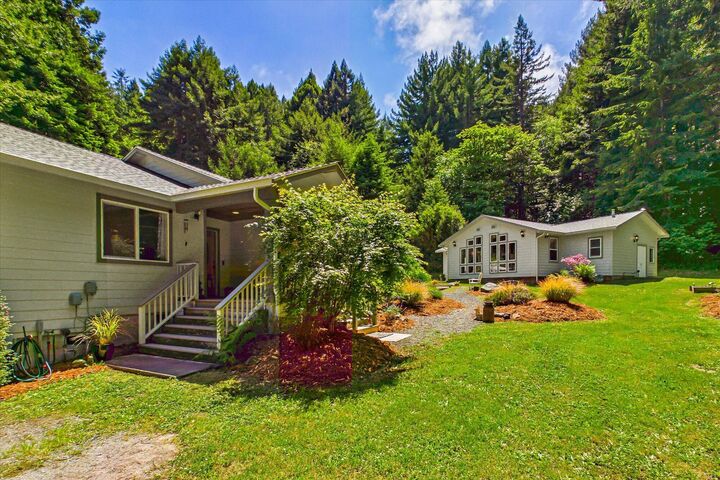 Property Photo:  186 Lindholm Lane  CA 95524 
