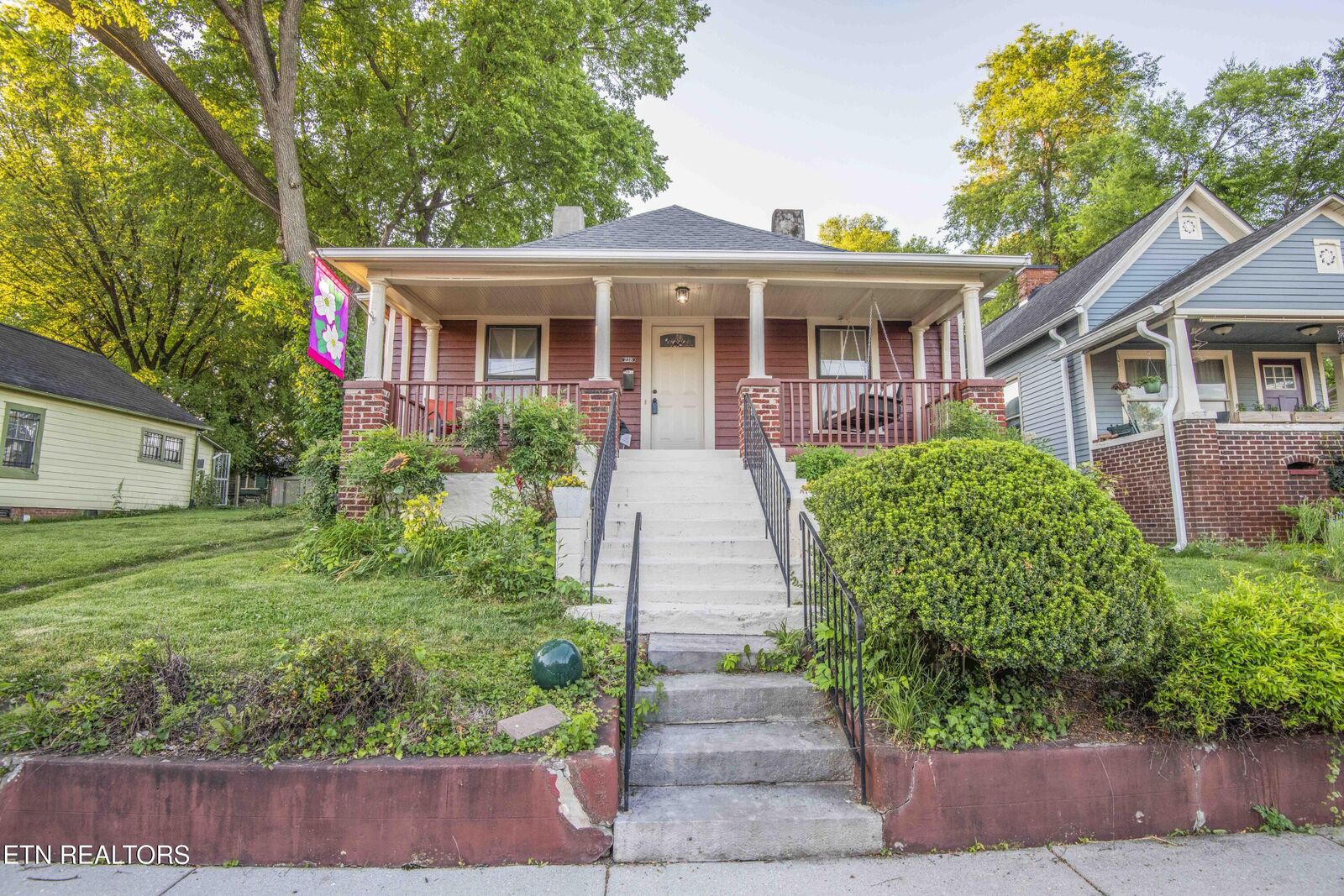 Property Photo:  228 Cansler Ave  TN 37921 