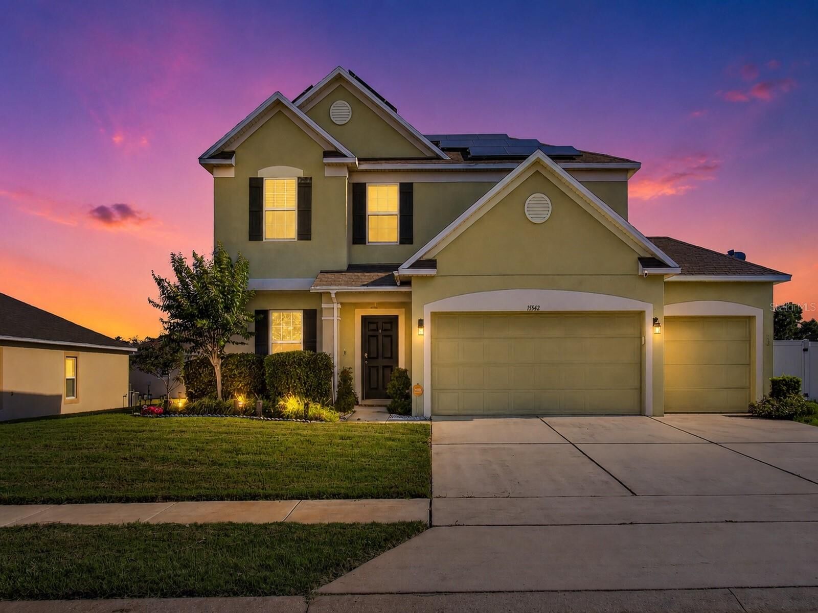 Property Photo:  15542 Gemini Drive  FL 34753 
