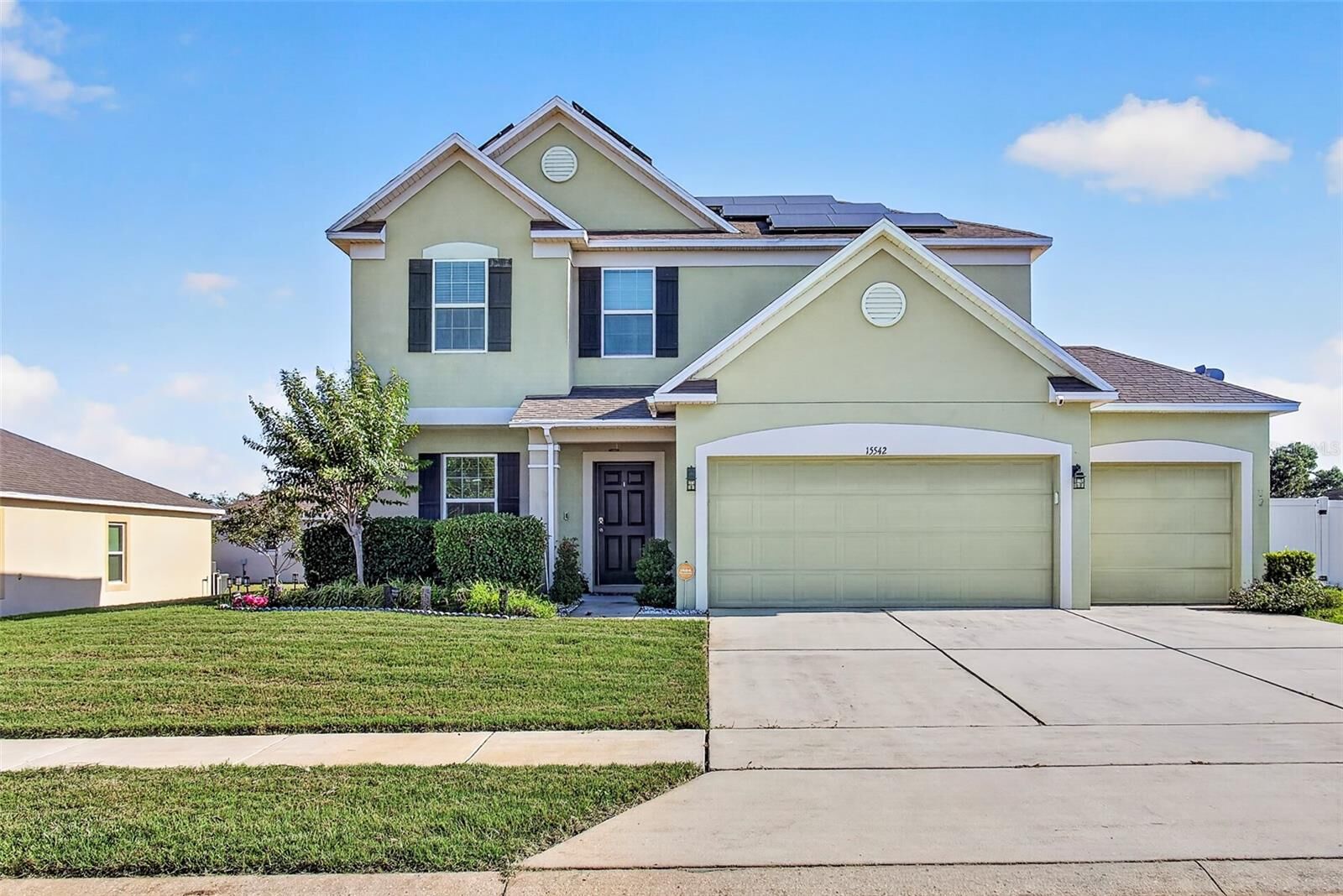 Property Photo: 15542 Gemini Drive FL 34753